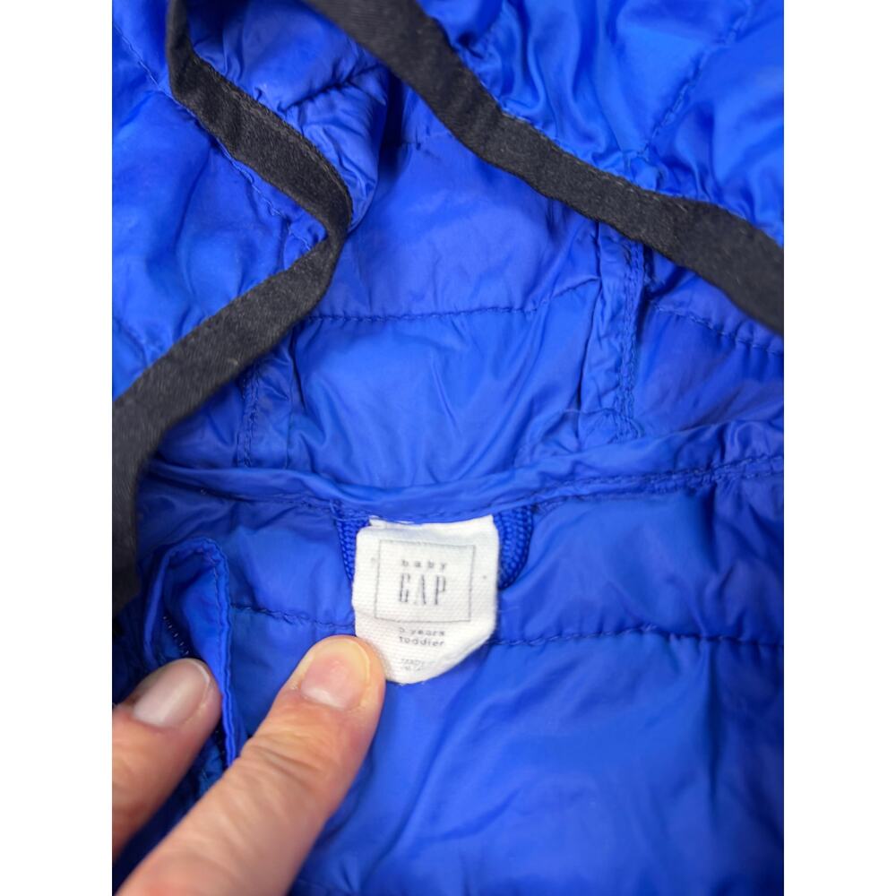 Baby Gap blue puffer jacket. Size 3T. with hood, black trim. Primaloft. winter - Picture 2 of 6